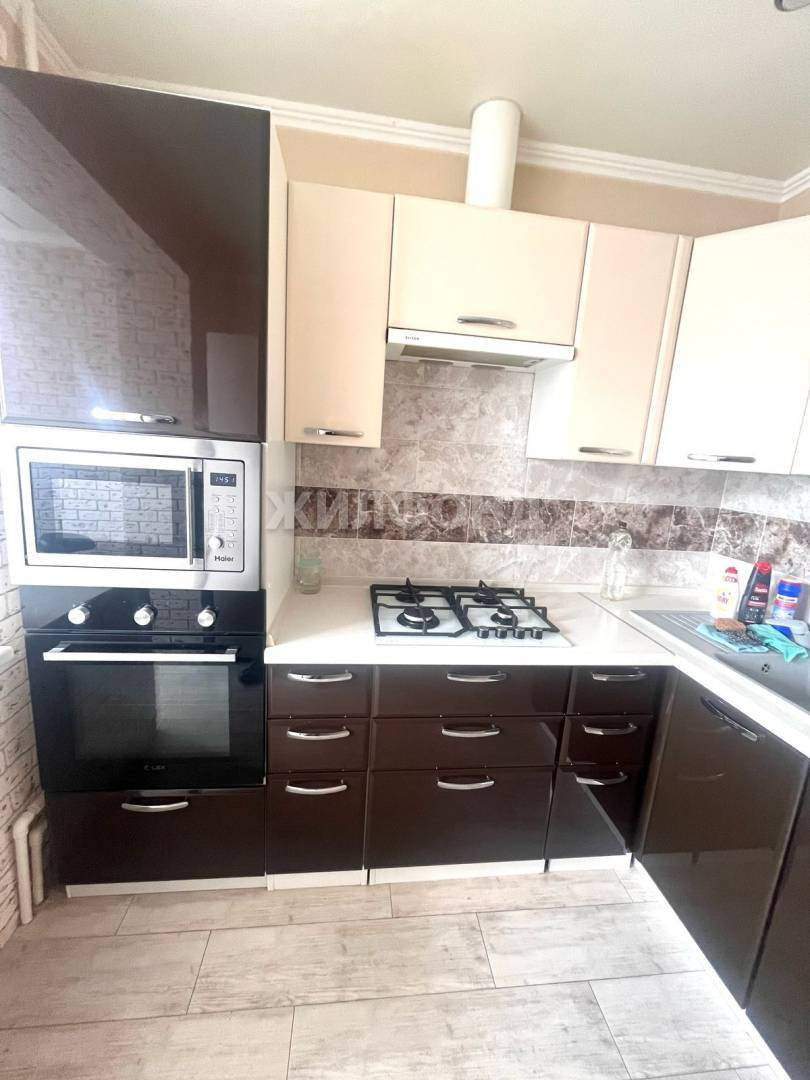 Квартира на продажу в Брянске, Советская улица, 116 фото №1