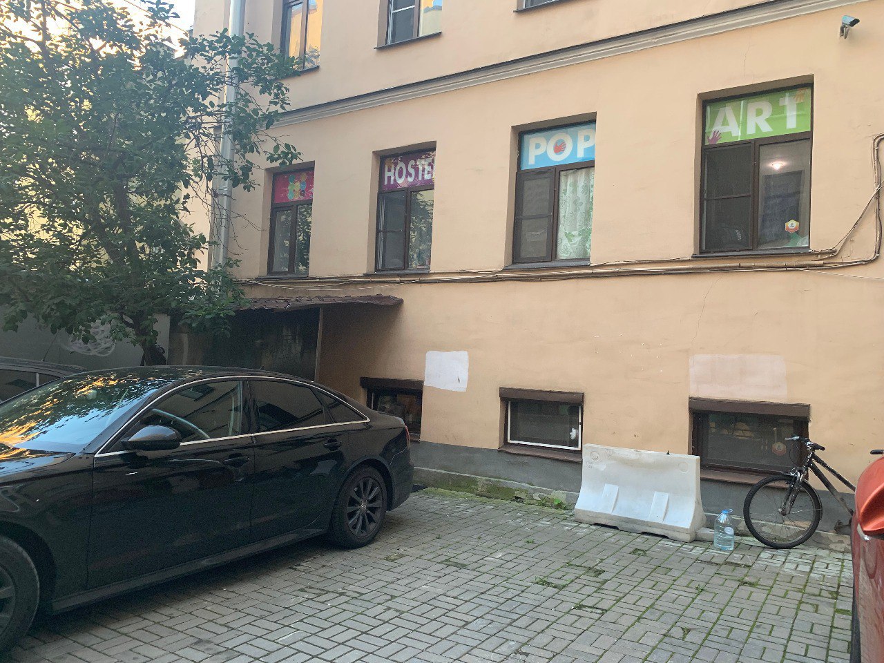 Сдам в аренду магазин 231.2 м.кв.