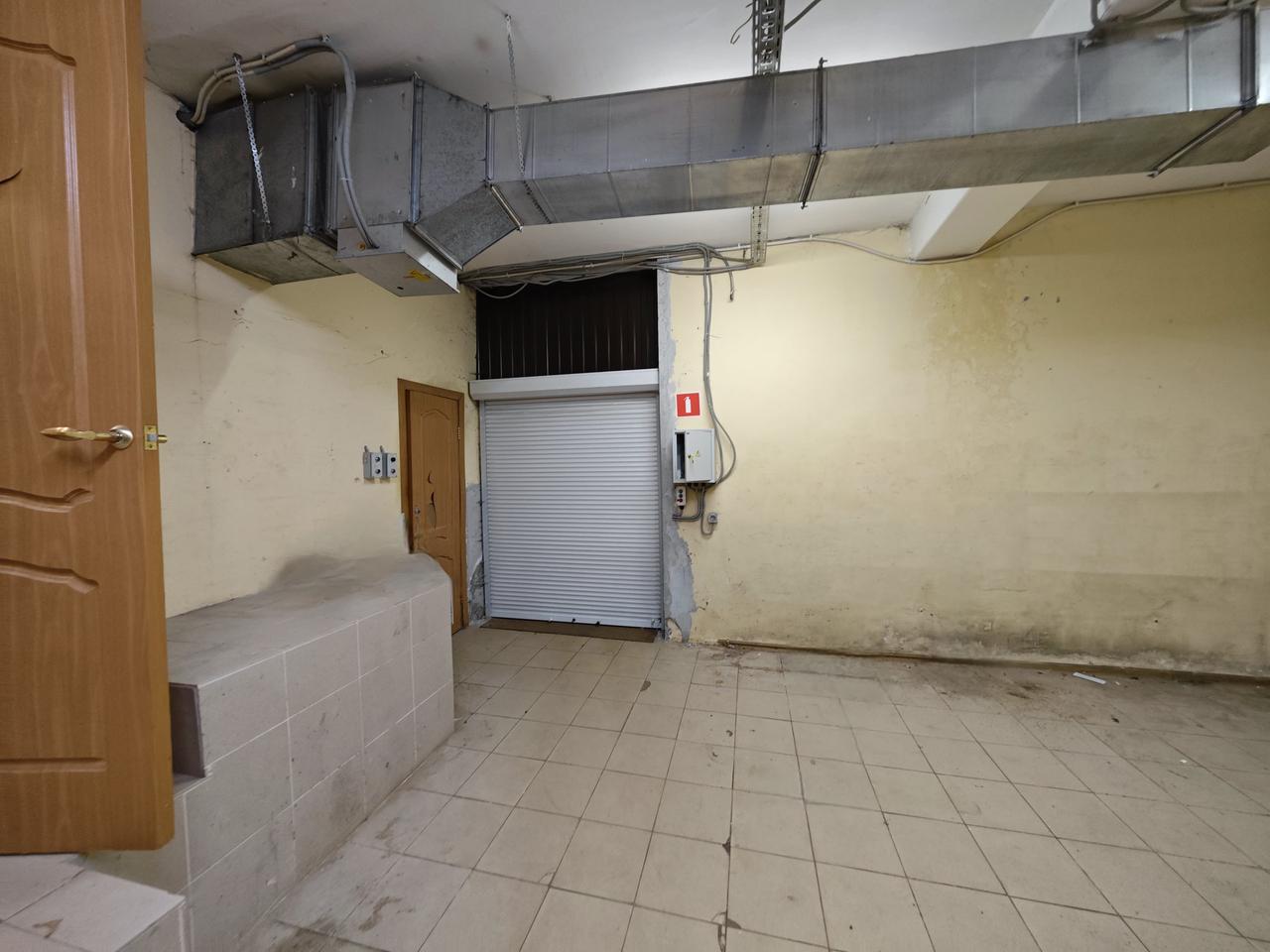 Сдам в аренду магазин 700 м.кв.