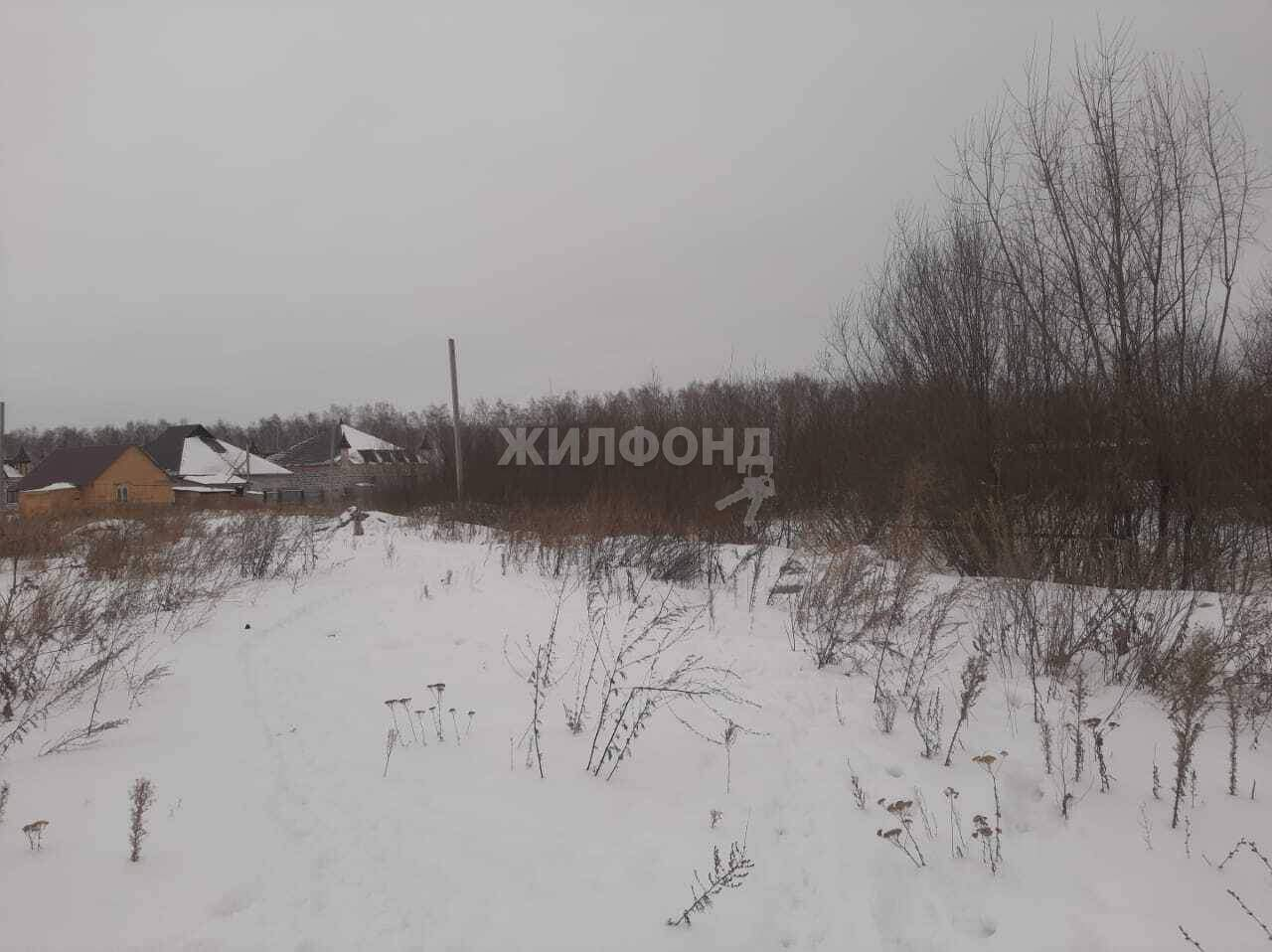 Продам земельный участок 900 м.кв.