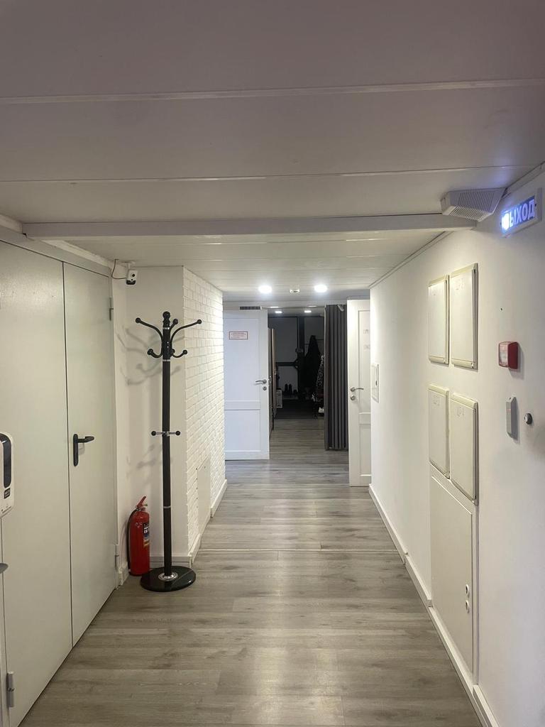 Сдам в аренду офис 267.7 м.кв.
