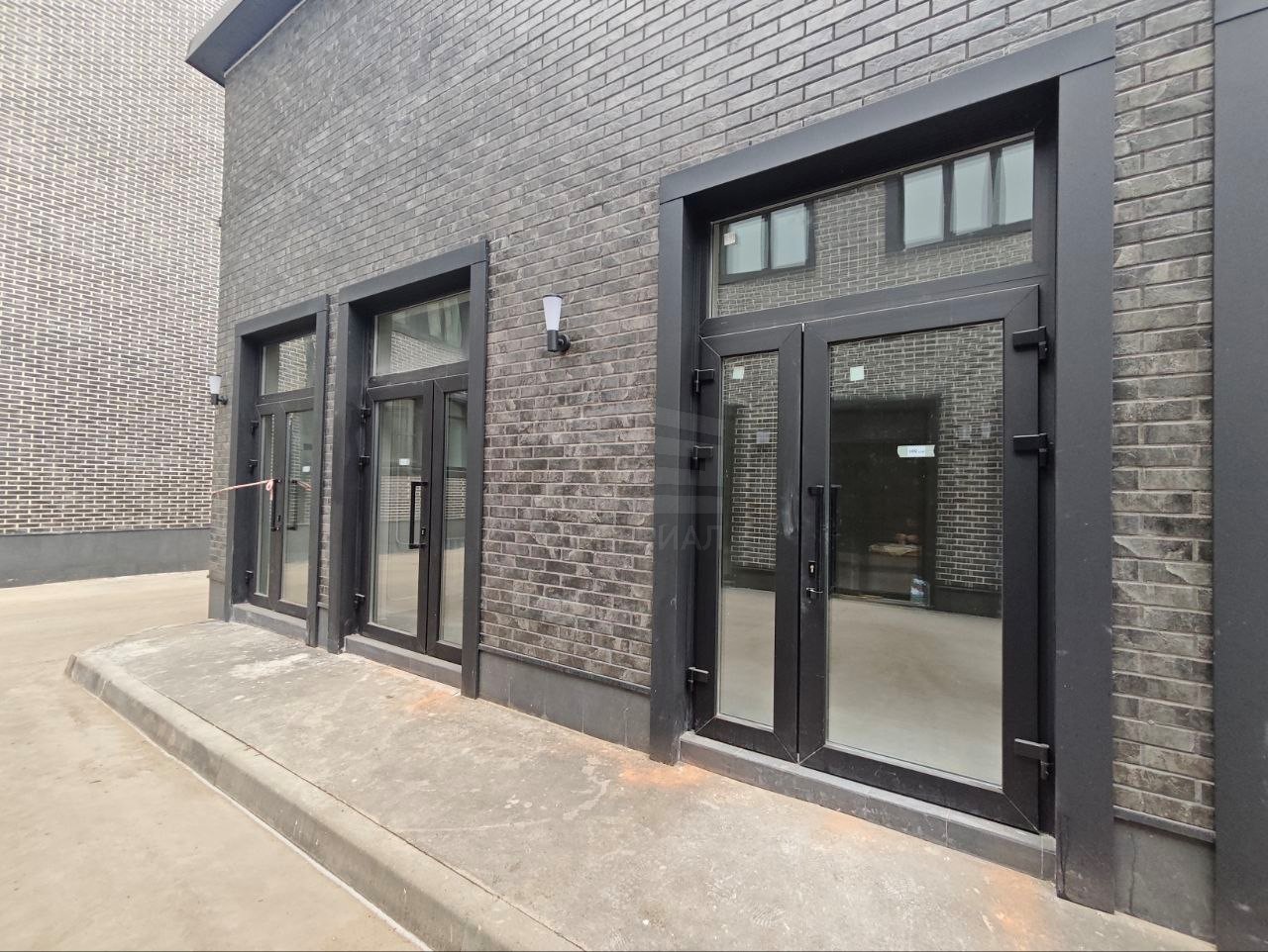 Фото: Аренда помещения свободного назначения 7.8 м2. Отдельный вход! test