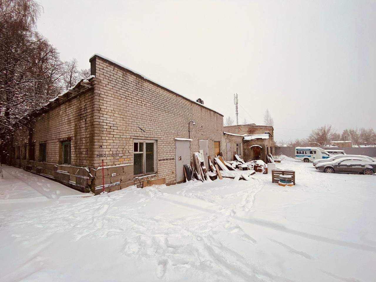 Продам торговое помещение 903.7 м.кв.