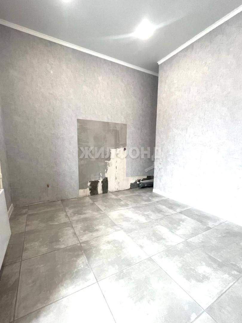 Квартира на продажу в Брянске, Горбатова улица, 35 фото №6