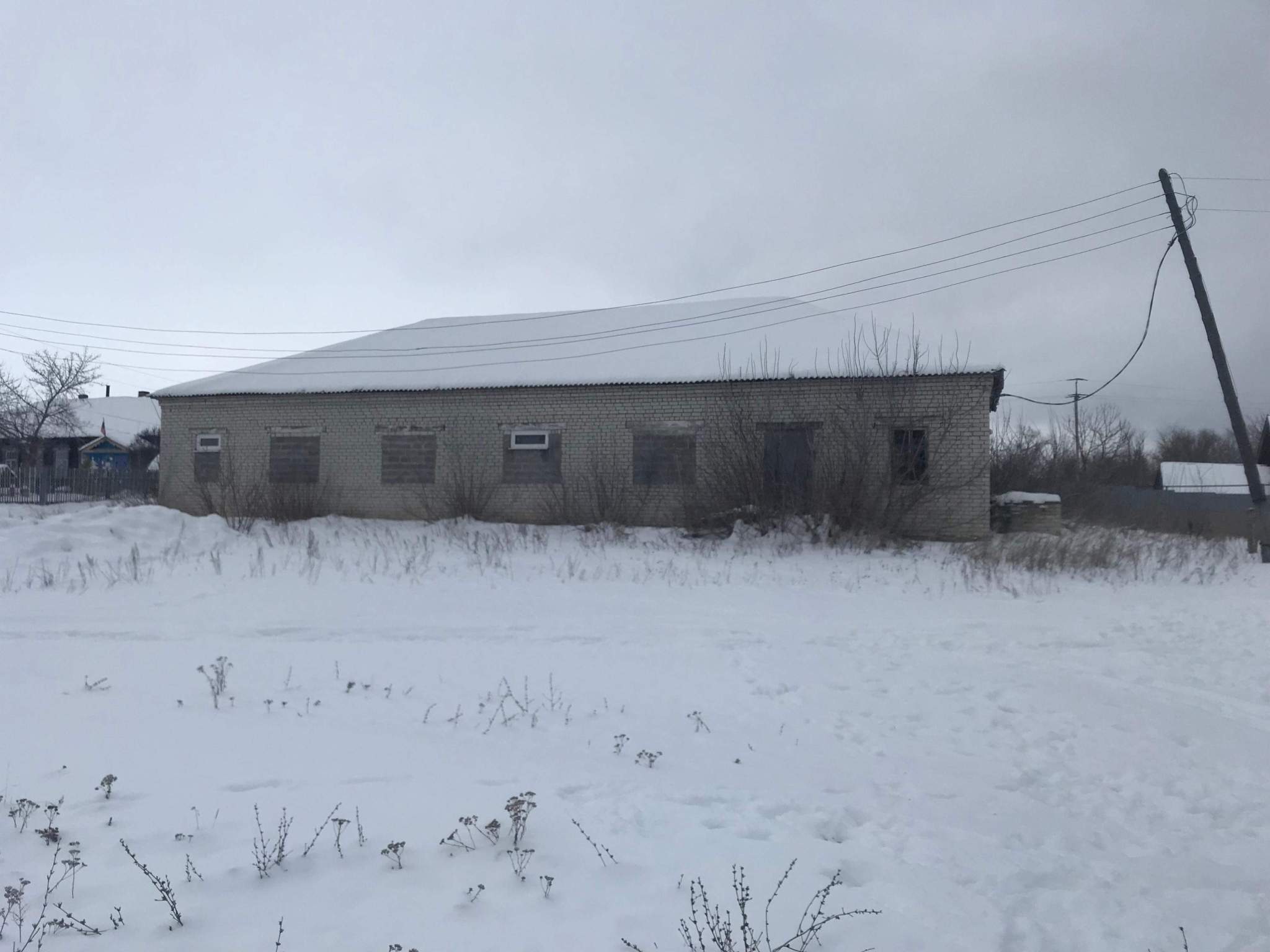 Продам торговое помещение 271.7 м.кв.