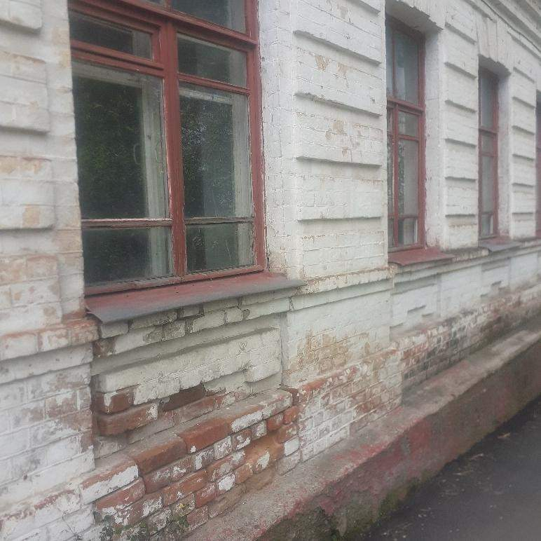 Продам торговое помещение 392.6 м.кв.