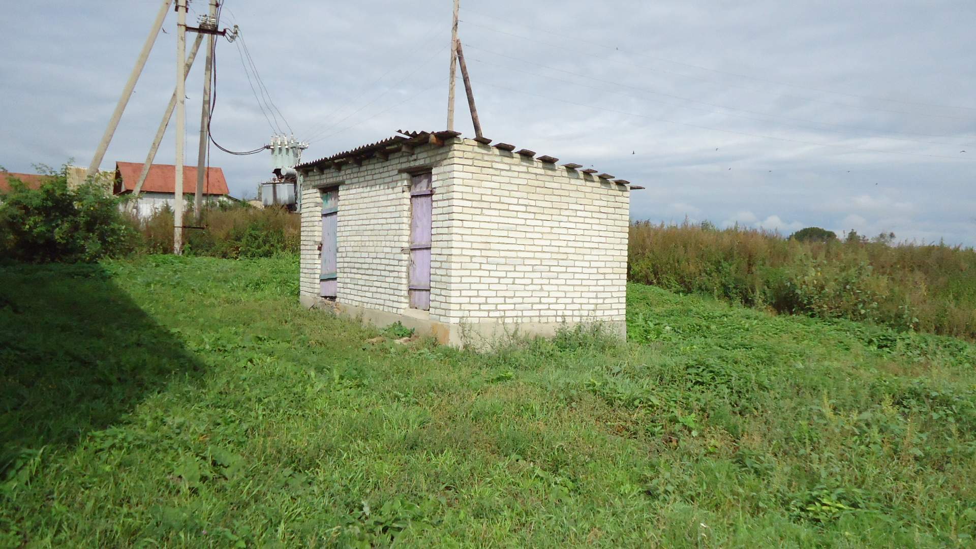 Продам торговое помещение 1224 м.кв.