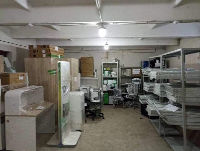 Продам торговое помещение 1224 м.кв.
