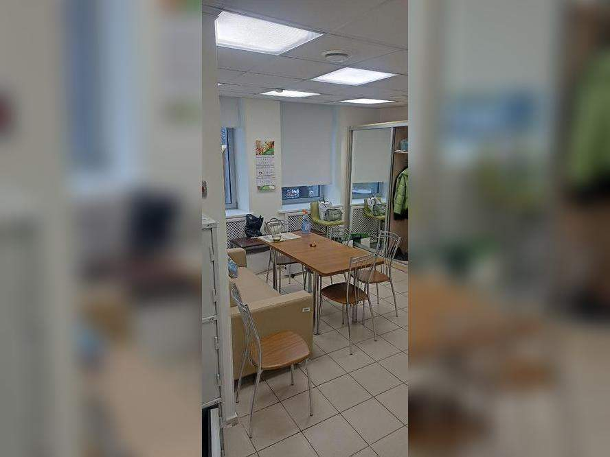 Продам офис 215.8 м.кв.