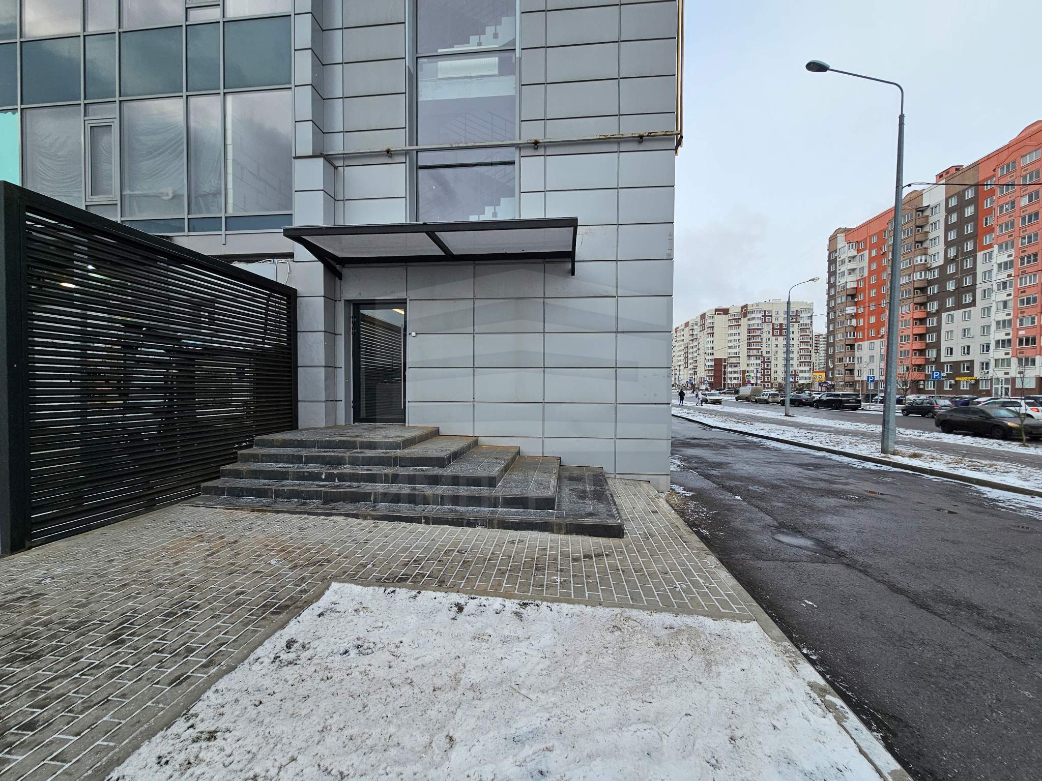 Сдам в аренду помещение свободного назначения 16.6 м.кв.