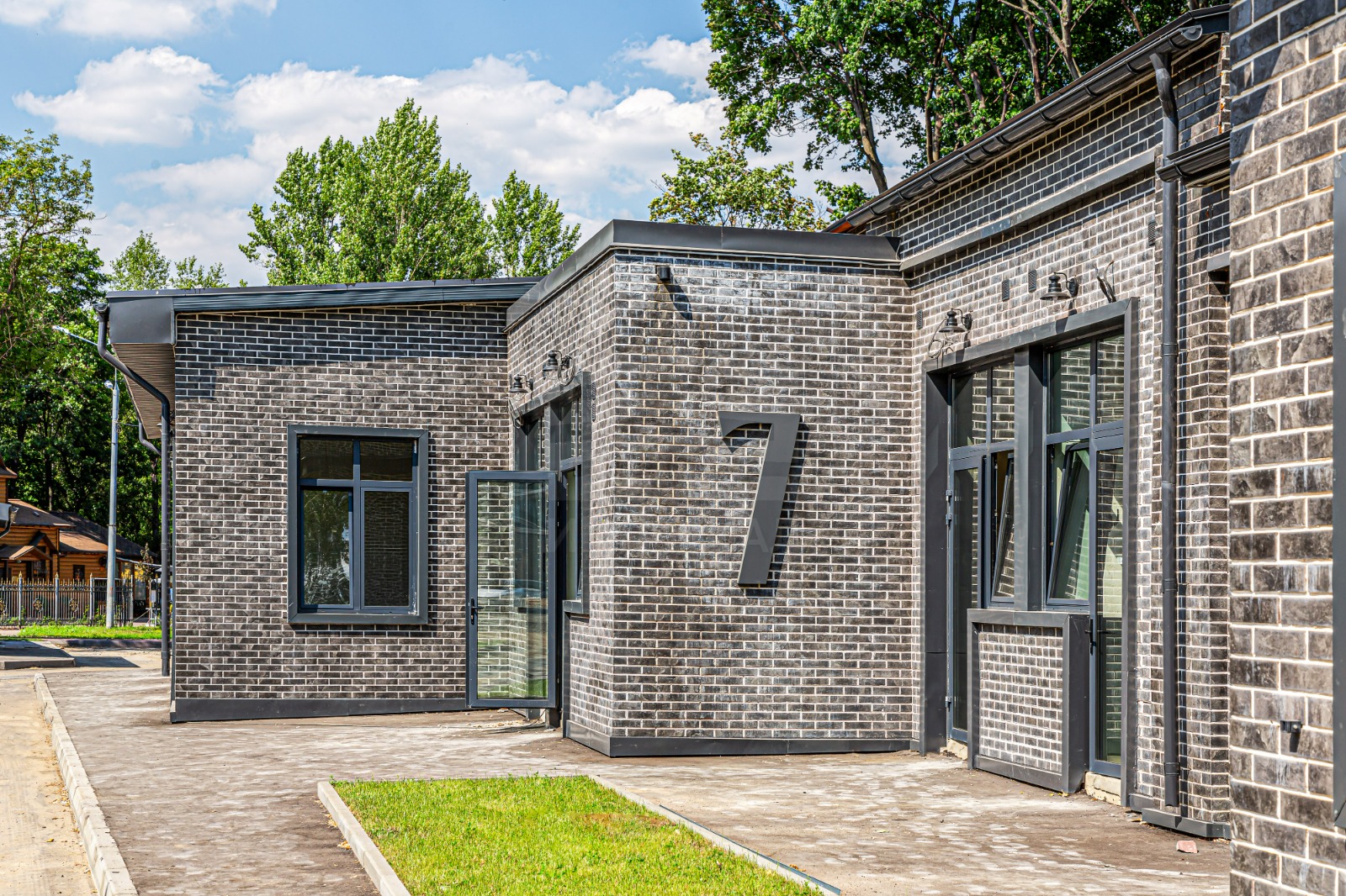 Продам помещение свободного назначения 42.5 м.кв.