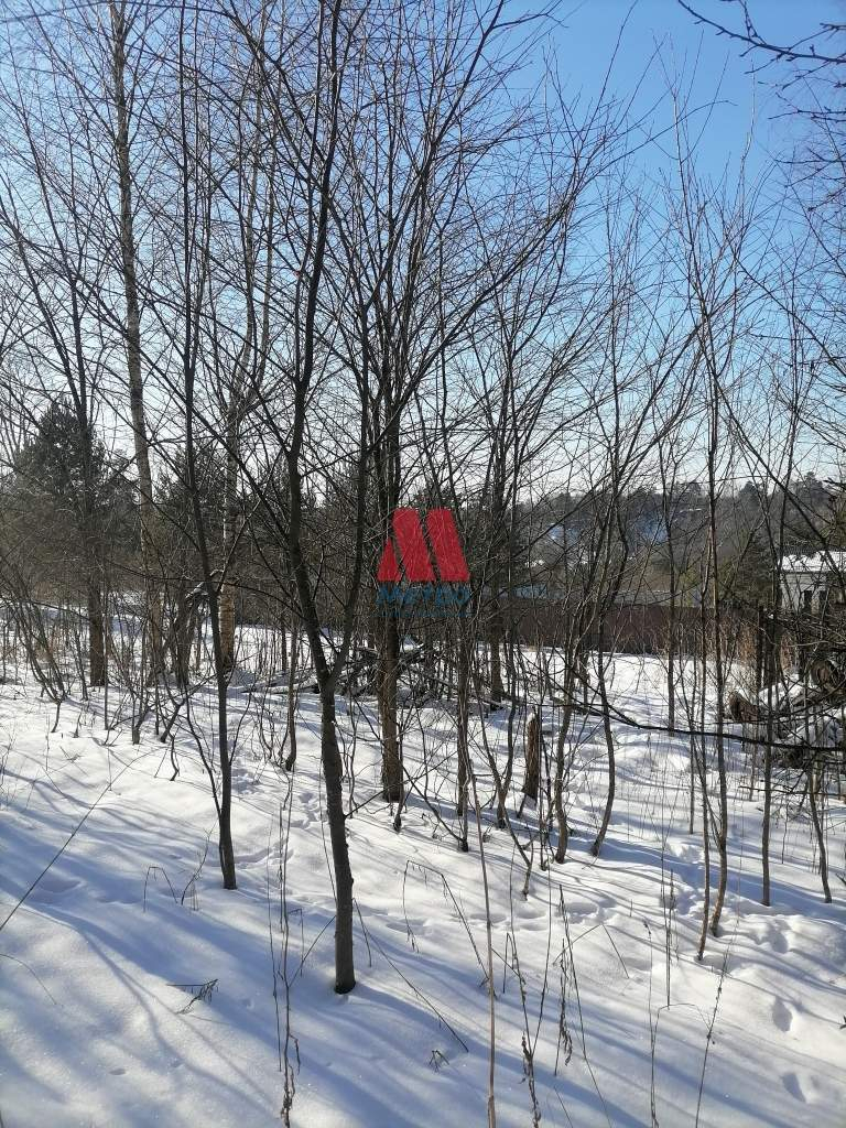 Продам земельный участок 1399 м.кв.