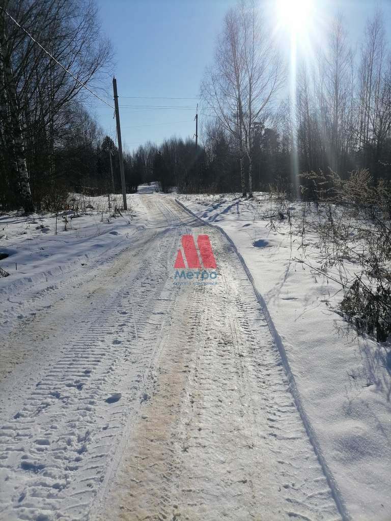 Продам земельный участок 1399 м.кв.