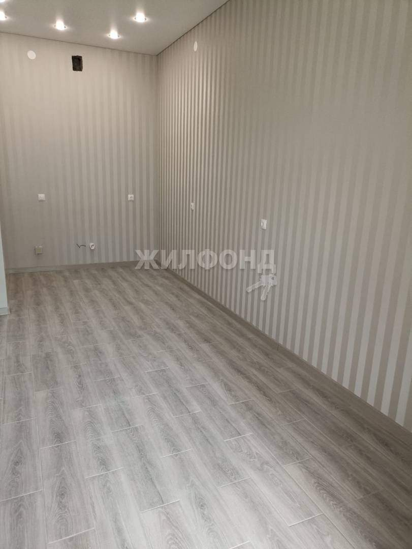 Квартира на продажу в Брянске, им А.Ф.Войстроченко улица, 1 фото №4
