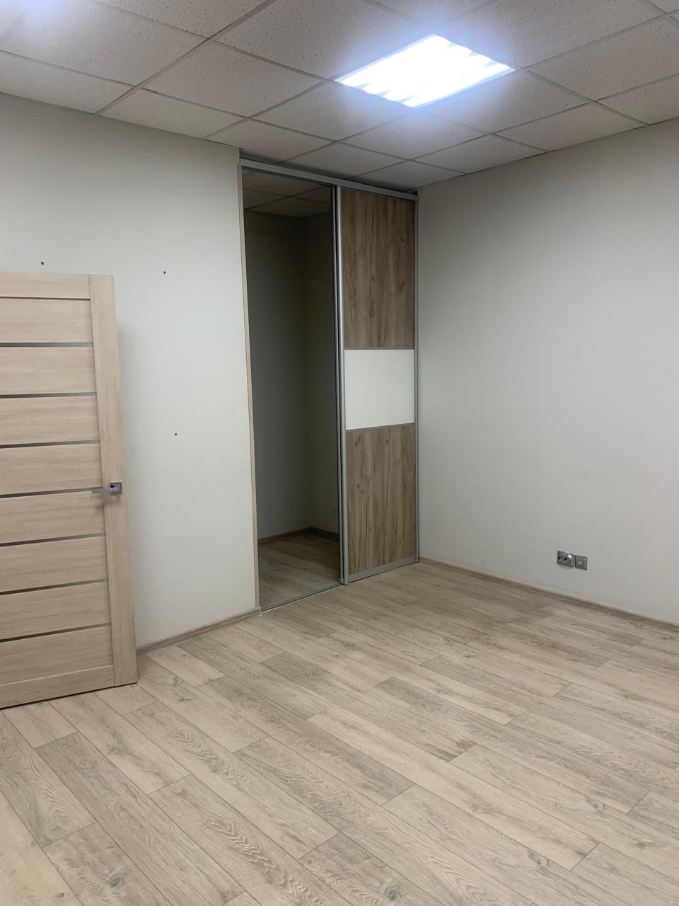 Сдам в аренду офис 286 м.кв.