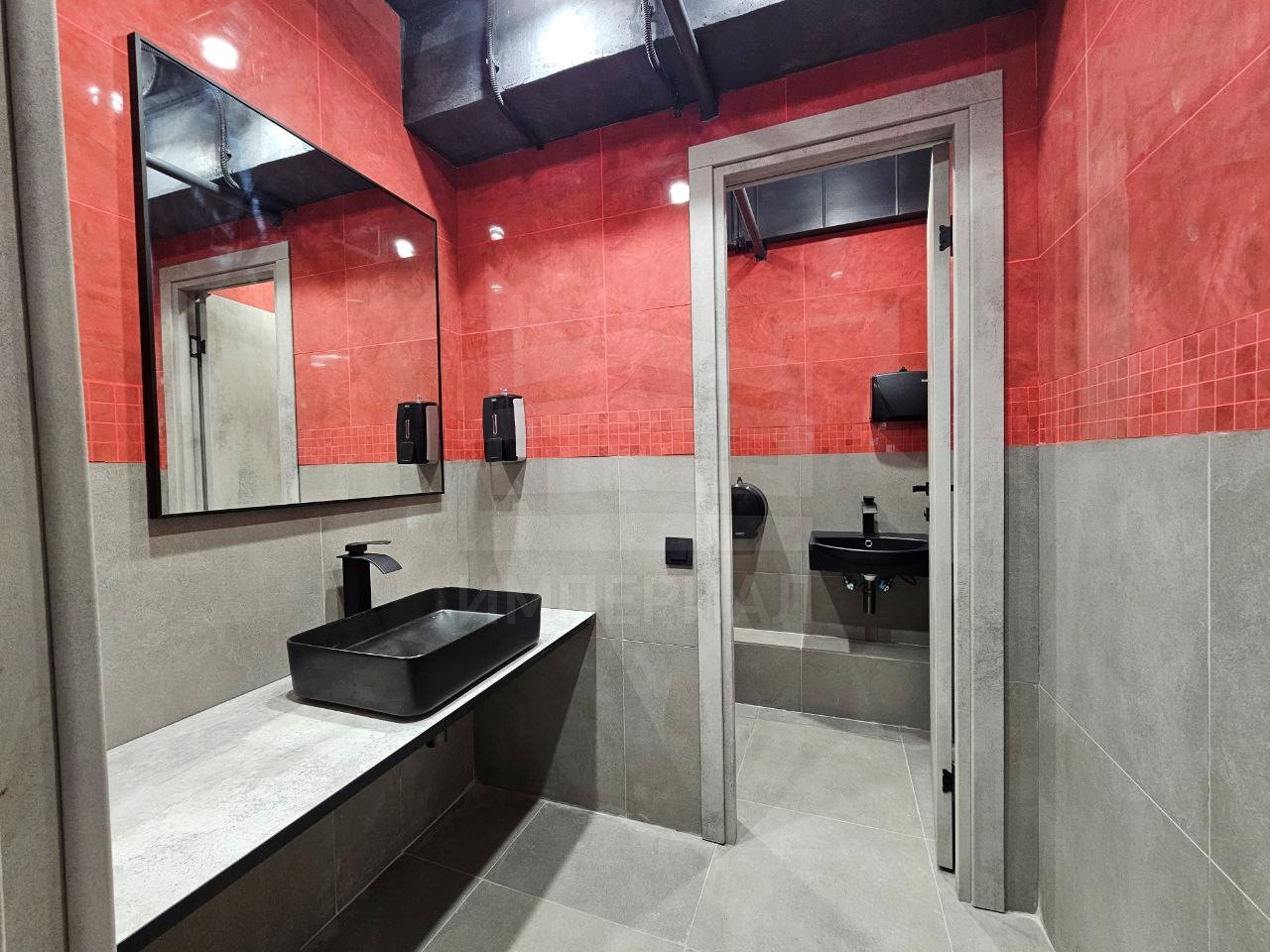 Продам помещение свободного назначения 914.4 м.кв.