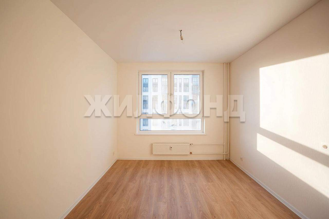 Квартира на продажу в Брянске, Романа Брянского улица, 12А фото №1