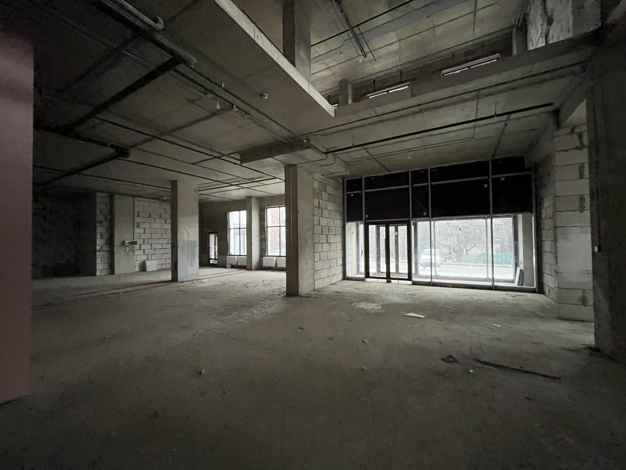 Фото: Торговое помещение 440.5 м2 test