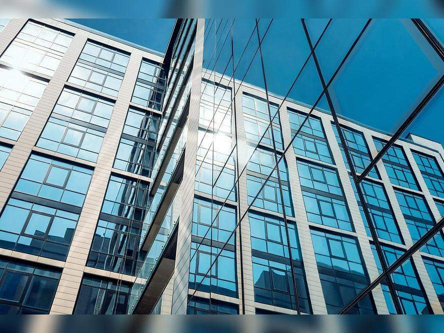 Продам торговое помещение 11496 м.кв.