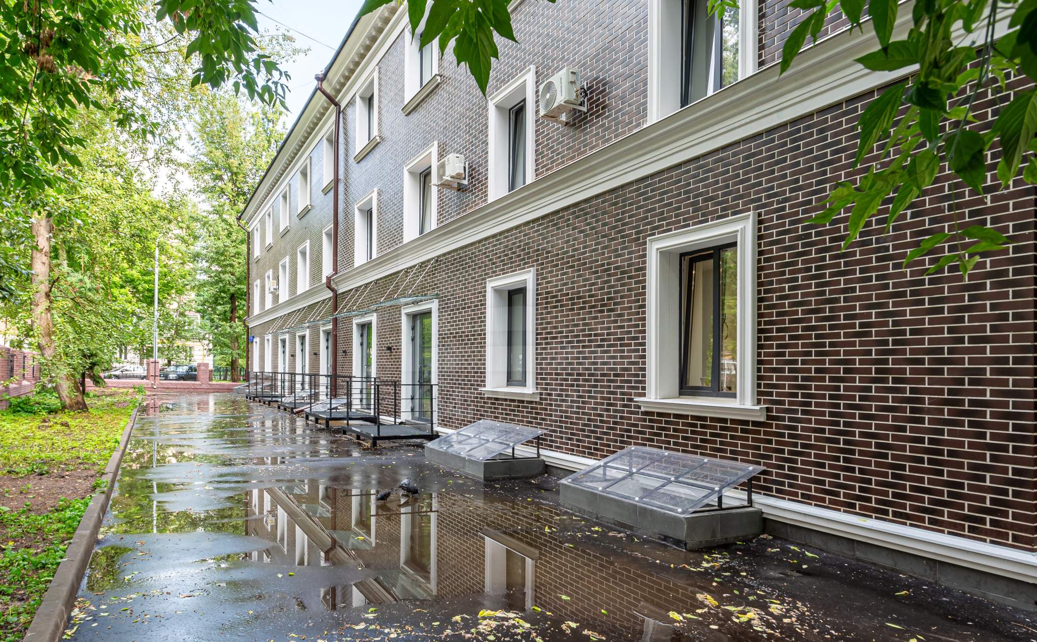 Продам помещение свободного назначения 14.4 м.кв.