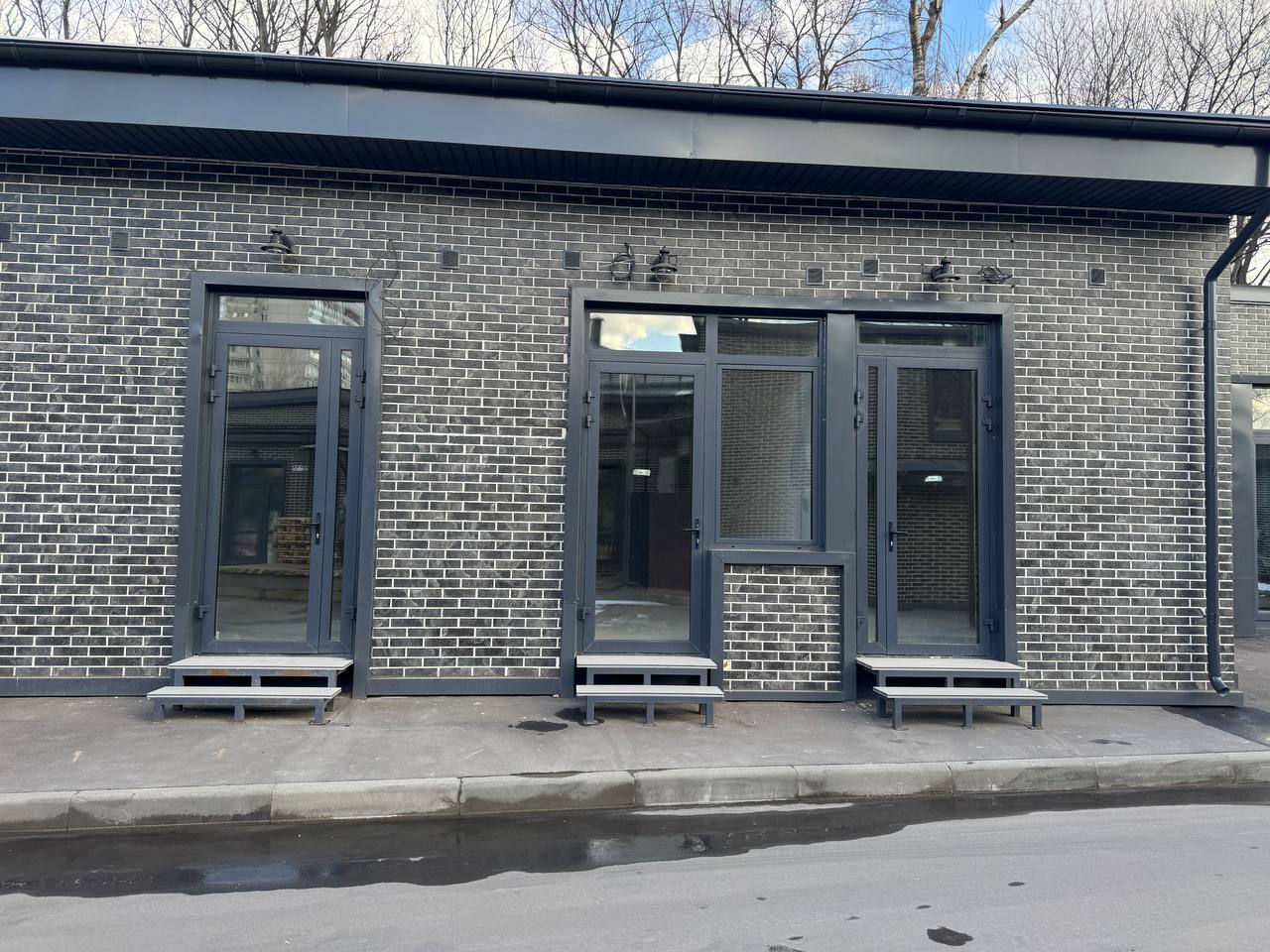 Продам помещение свободного назначения 42.5 м.кв.