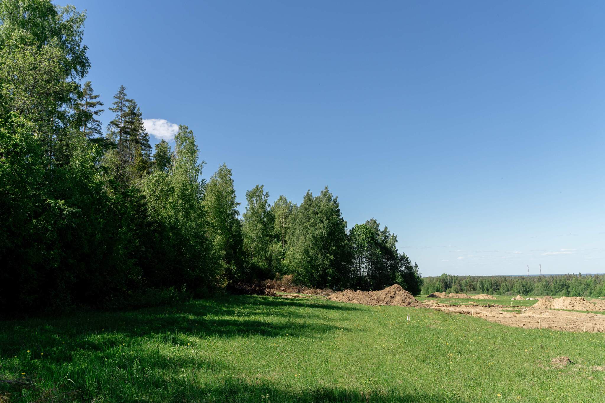 Продам земельный участок 825 м.кв.