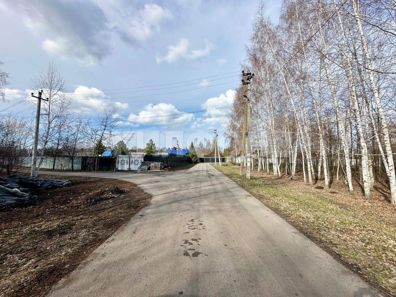 Продам земельный участок 600 м.кв.