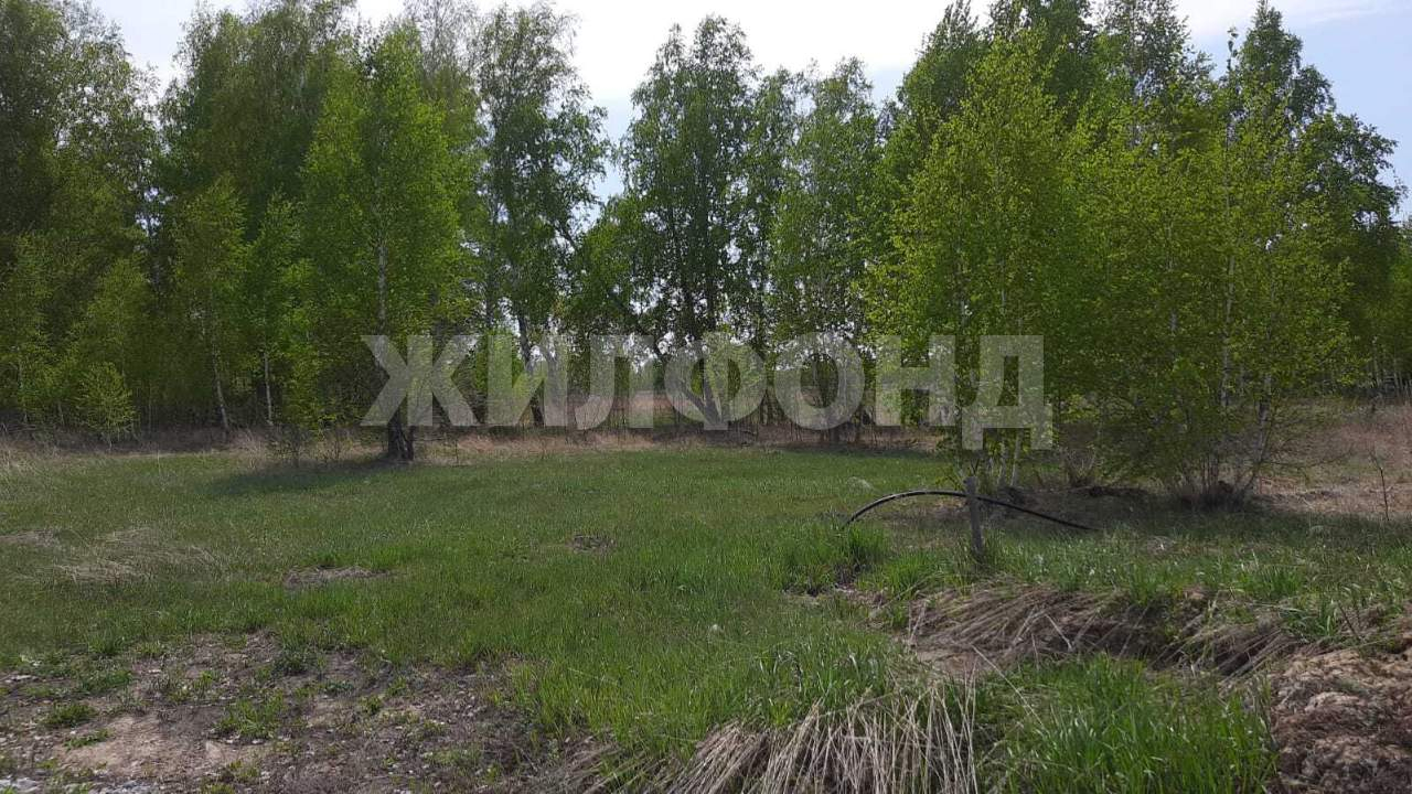Продам земельный участок 922 м.кв.