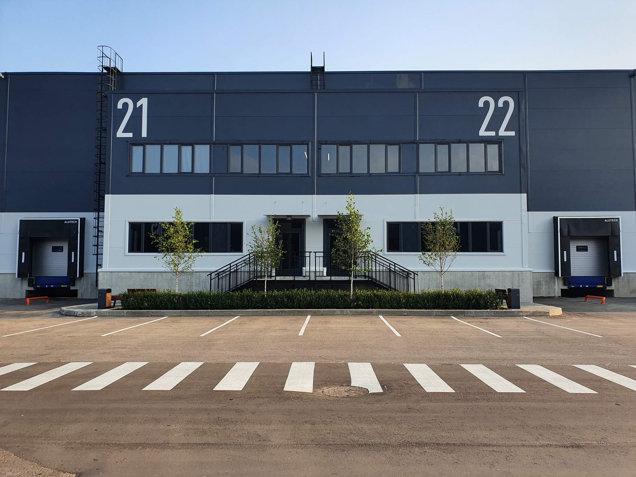 Сдам в аренду склад 1112.5 м.кв.