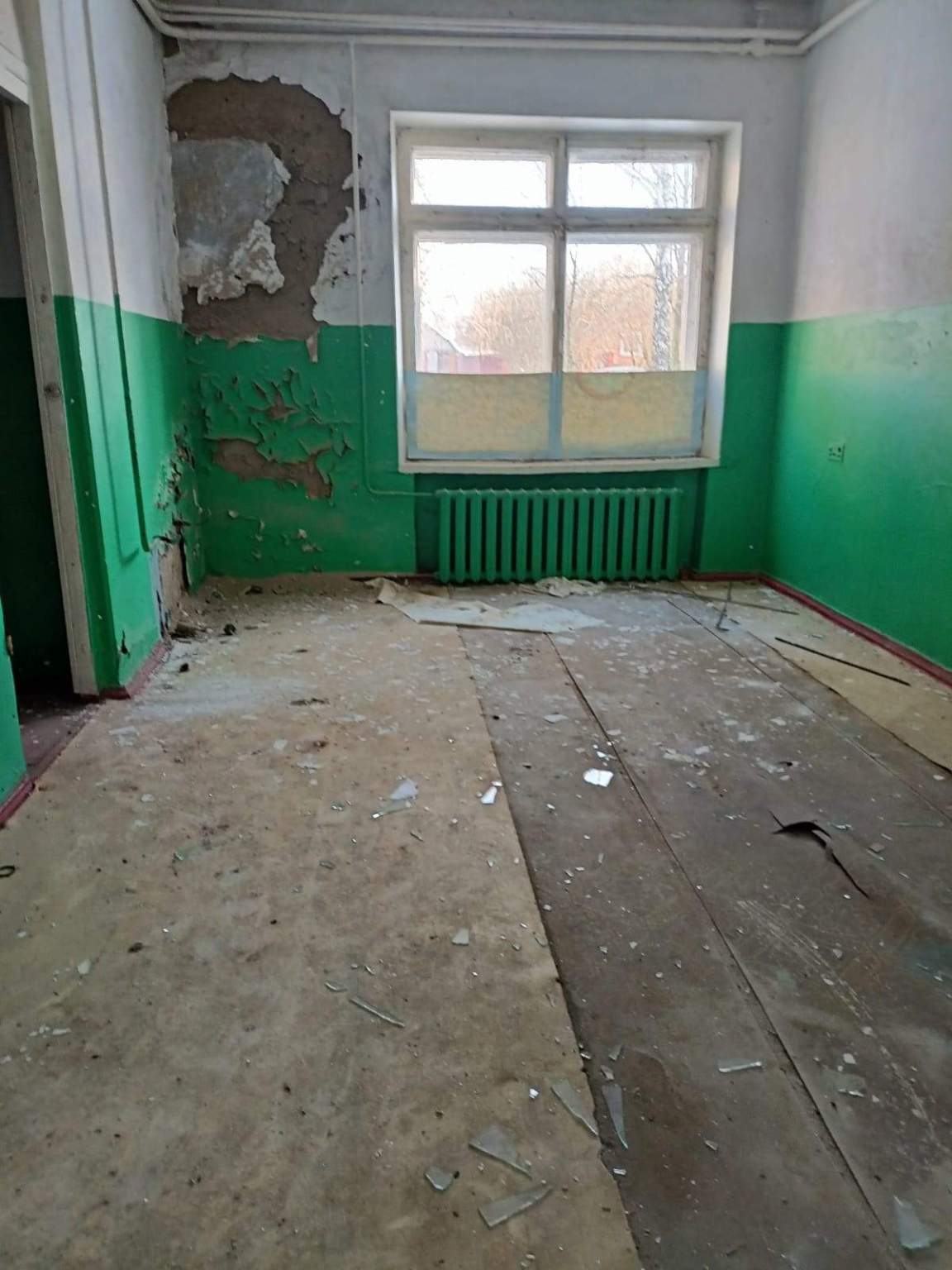 Продам торговое помещение 678.3 м.кв.