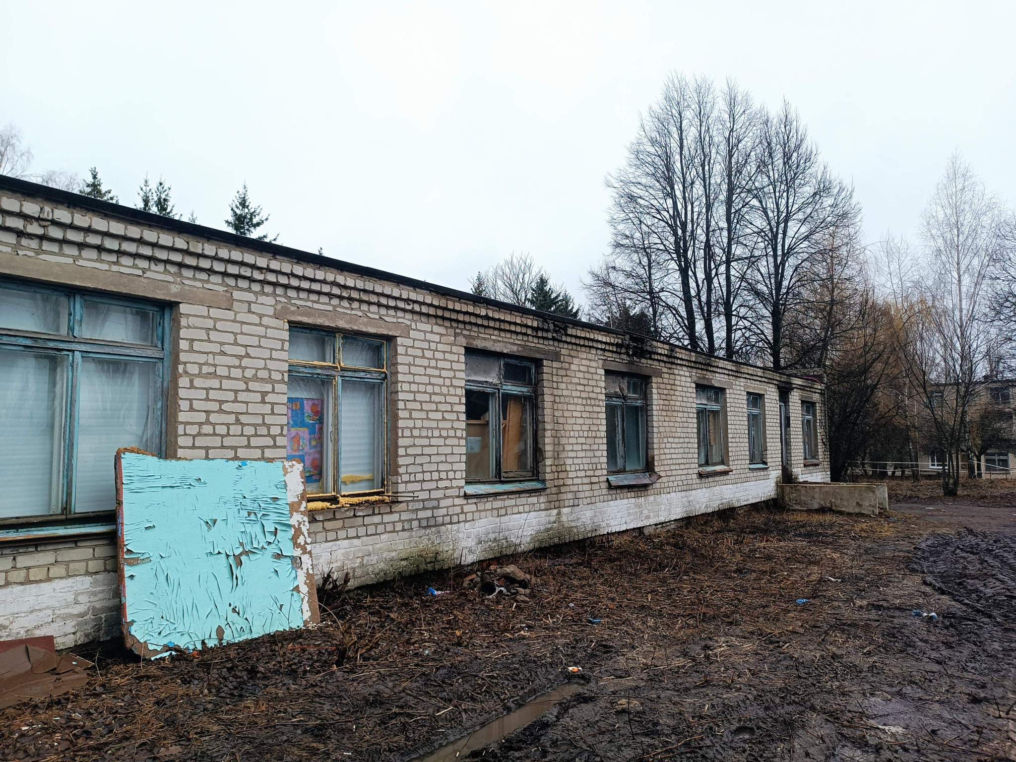 Продам торговое помещение 678.3 м.кв.