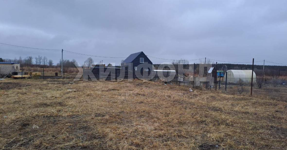 Продам земельный участок 602 м.кв.