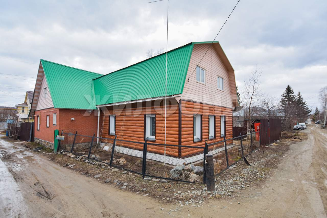Дом на продажу в Новосибирске, Зеленхозовская улица фото №0