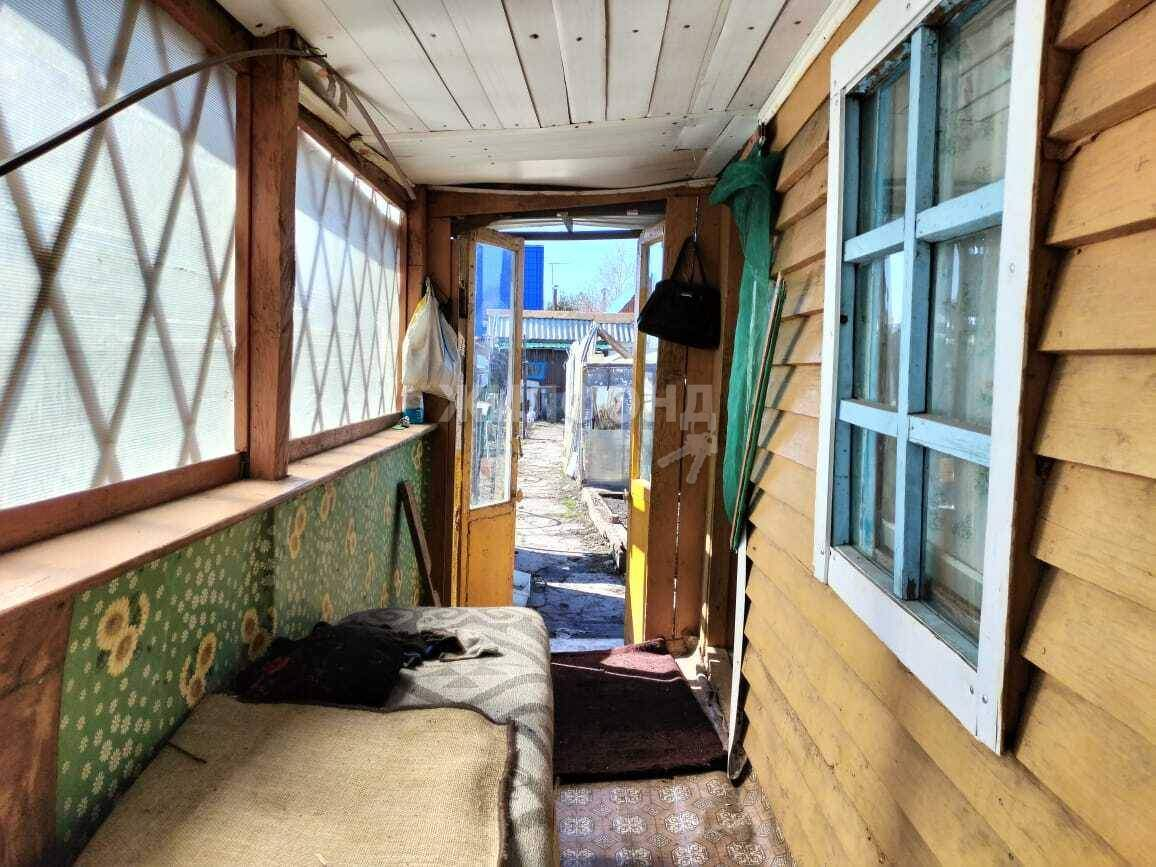 Продам земельный участок 610 м.кв.