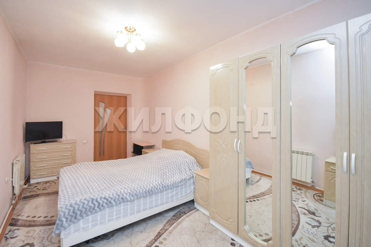 Дом на продажу в Новосибирске, Зеленхозовская улица фото №12