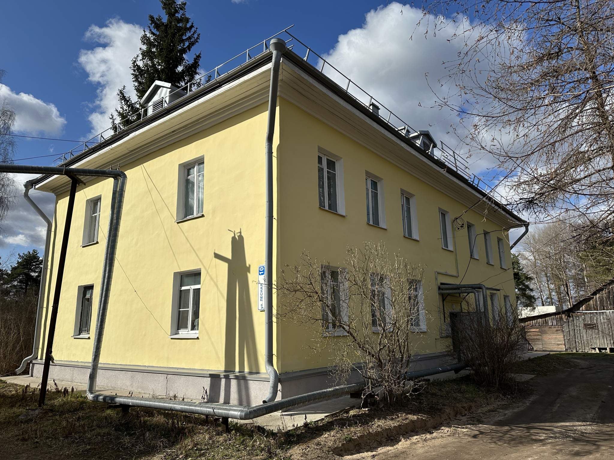 Квартира на продажу в Пскове, Лесная улица, 10 фото №0