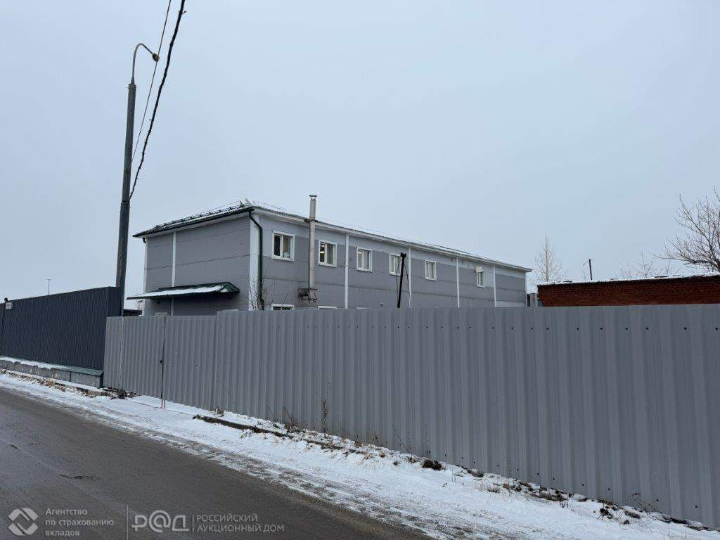 Продам торговое помещение 657.7 м.кв.