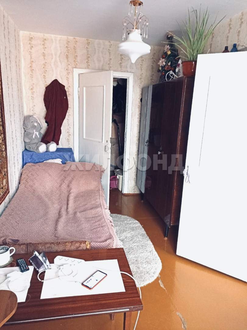 Квартира на продажу в Новомосковске, Школьная улица, 9 фото №2