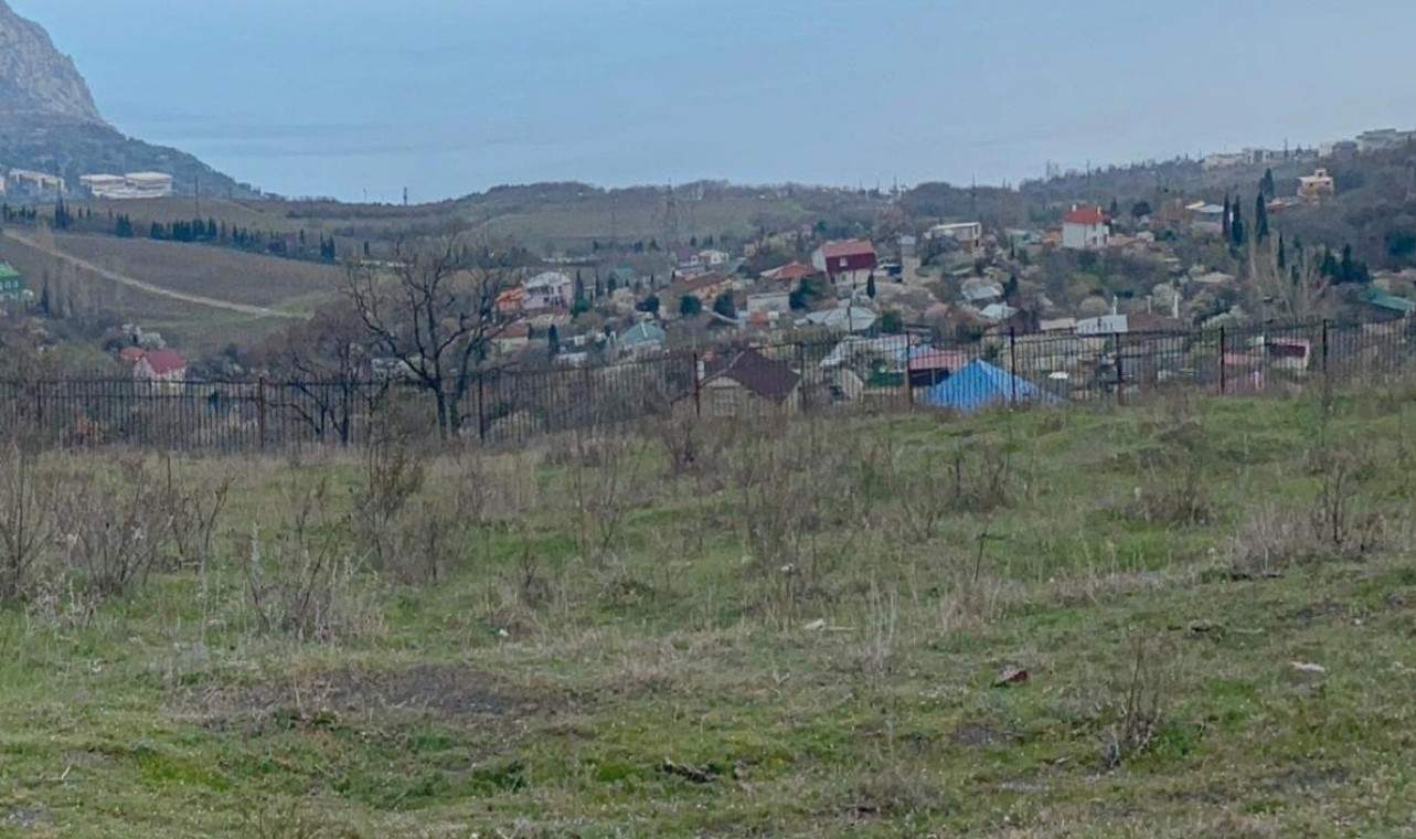 Продам земельный участок 1495 м.кв.