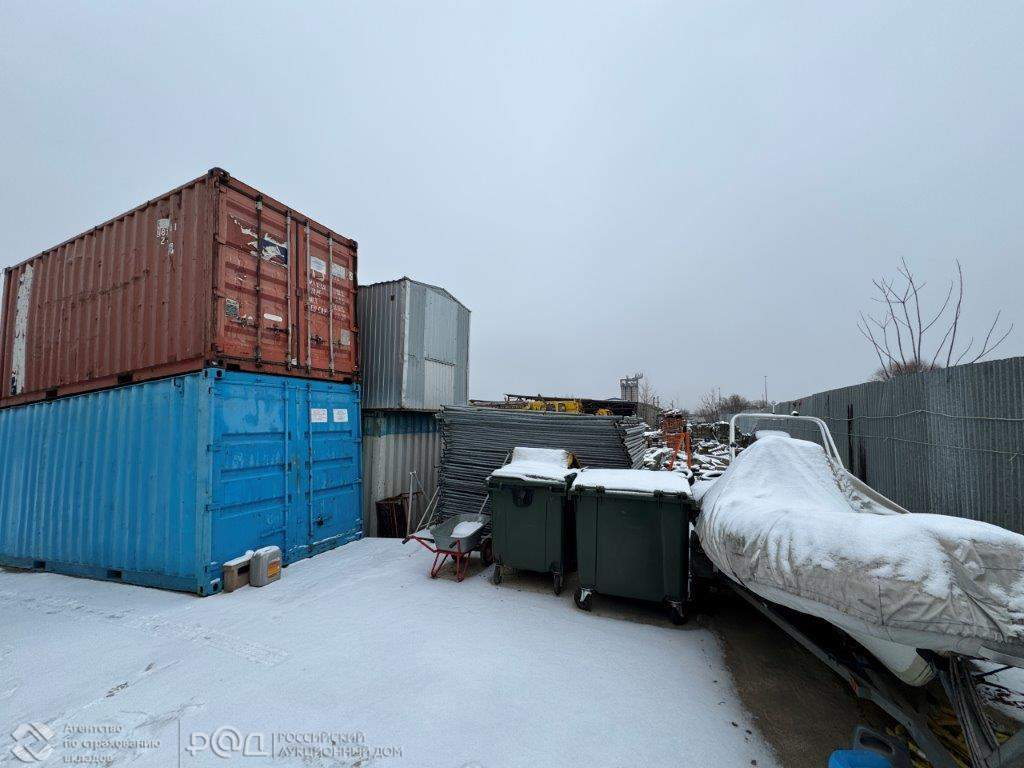 Продам торговое помещение 657.7 м.кв.