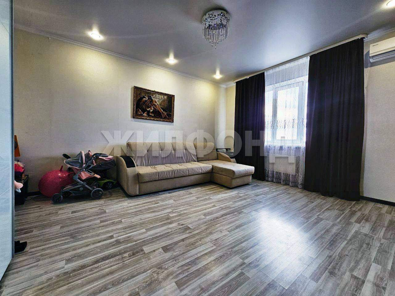 Квартира на продажу в Брянске, Станке Димитрова проспект, 67к1 фото №1