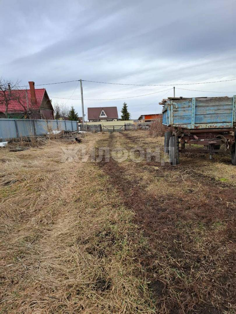 Продам земельный участок 4131 м.кв.