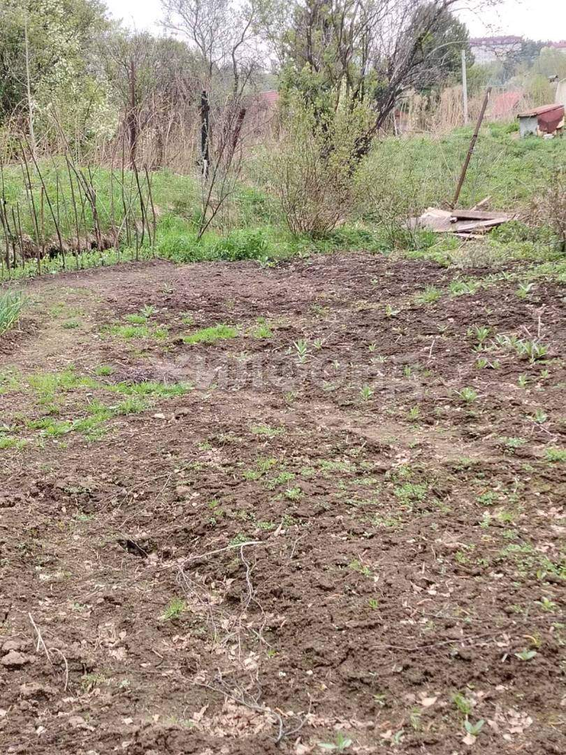Продам земельный участок 847 м.кв.