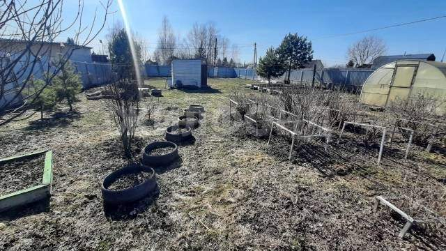 Продам земельный участок 890 м.кв.