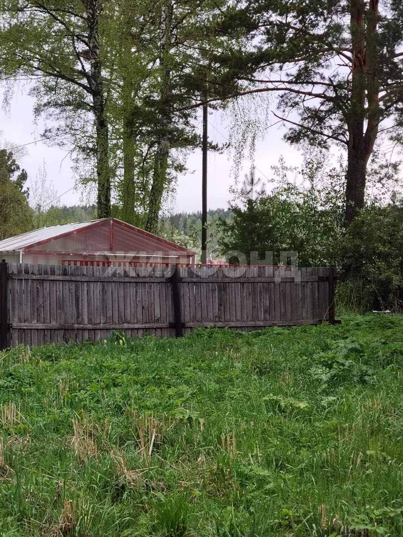 Продам земельный участок 847 м.кв.