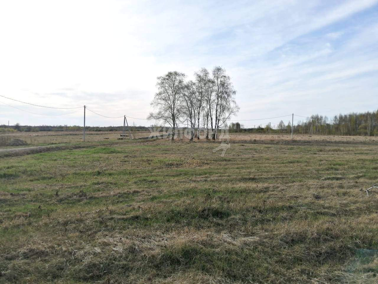 Продам земельный участок 930 м.кв.