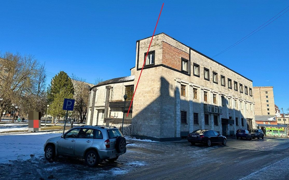 Продам торговое помещение 2602 м.кв.