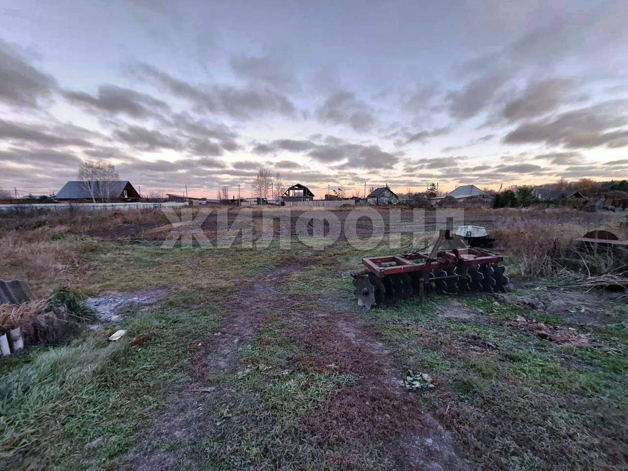 Продам земельный участок 4131 м.кв.