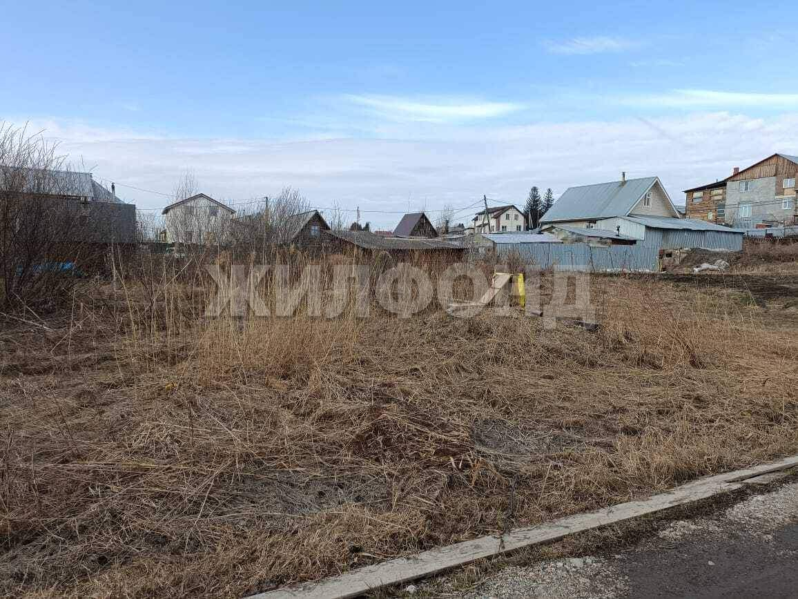 Продам земельный участок 470 м.кв.