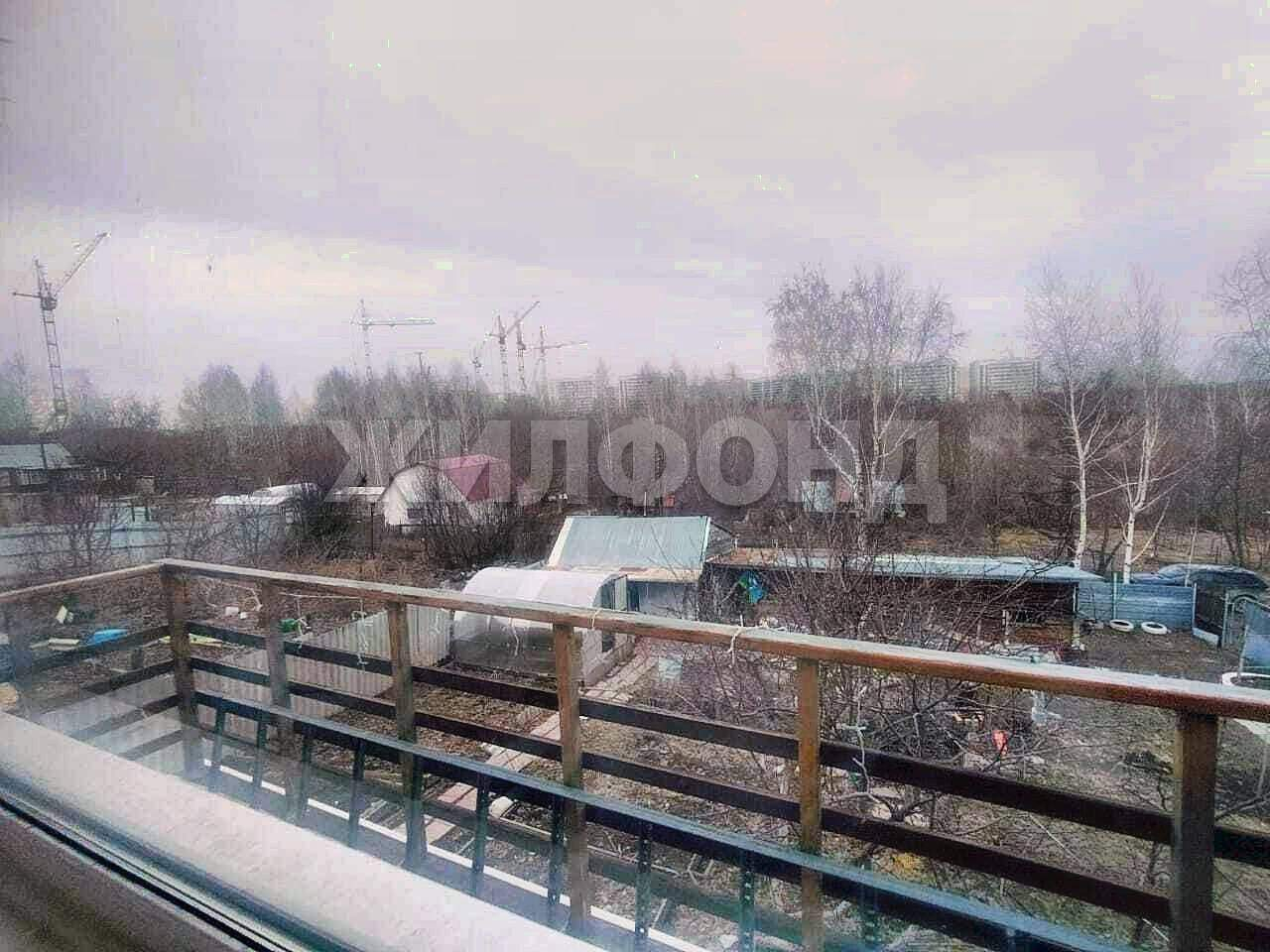 Дом на продажу в Новосибирске, Переселенческая улица фото №5